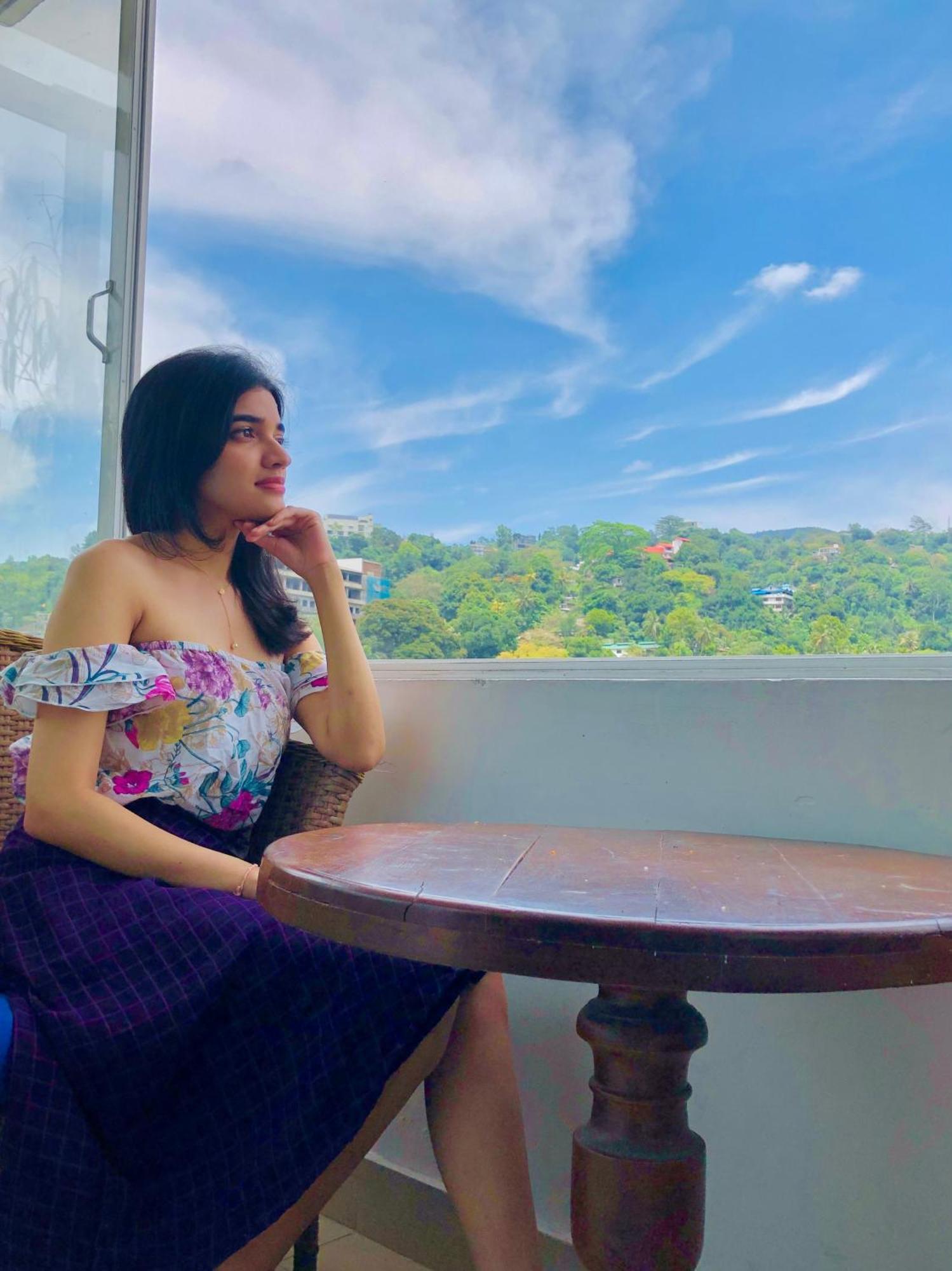 Quick Stop Inn Kandy Ngoại thất bức ảnh