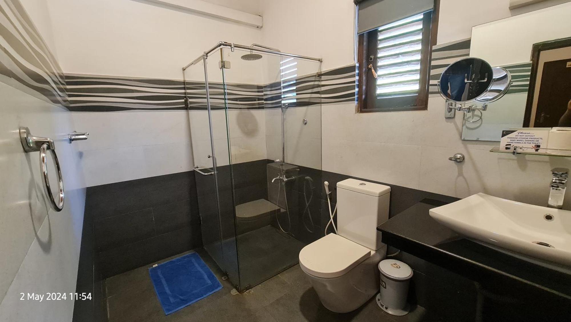 Quick Stop Inn Kandy Ngoại thất bức ảnh